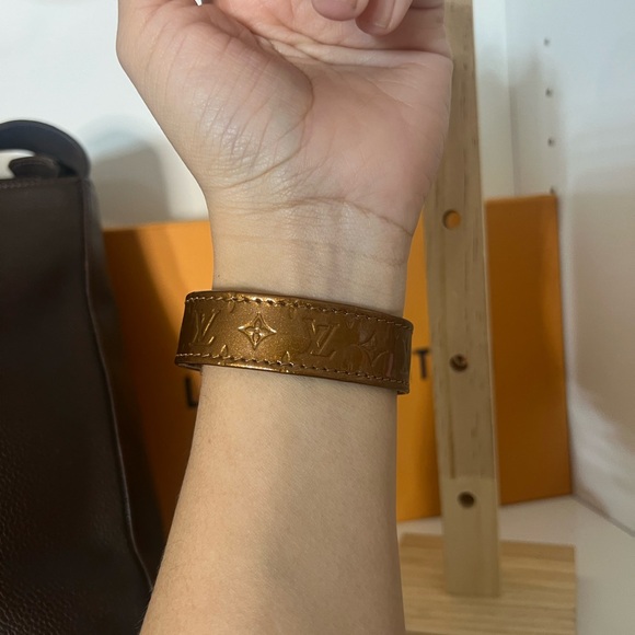 π₯π₯ Louis Vuitton bracelet - Picture 8 of 8